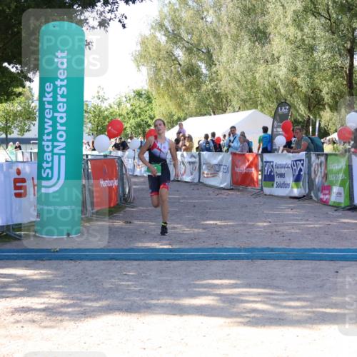 07.09.2025 - 19. Norderstedt Triathlon Zöllner http://msf.ph/oto/8774484 07.09.2025 11:02:25 Ziel 77 meine-sportfotos.de