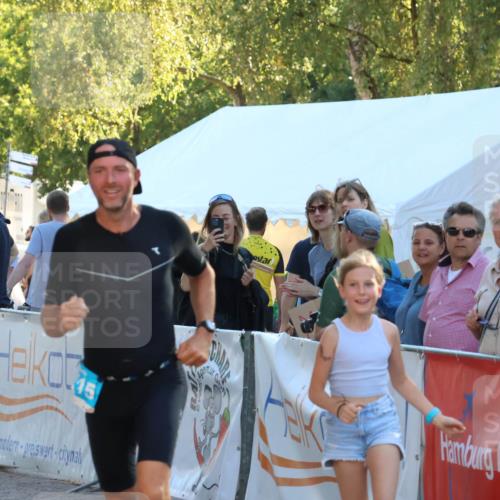 07.09.2025 - 19. Norderstedt Triathlon Zöllner http://msf.ph/oto/8774494 07.09.2025 16:57:50 Ziel 1415 meine-sportfotos.de