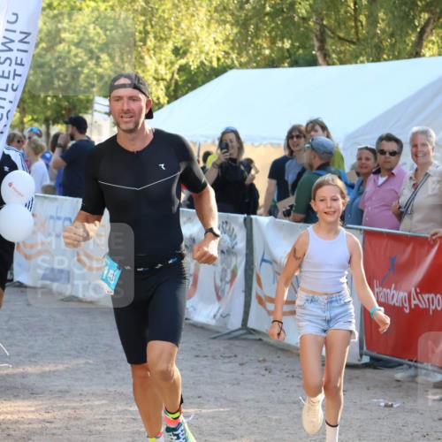 07.09.2025 - 19. Norderstedt Triathlon Zöllner http://msf.ph/oto/8774509 07.09.2025 16:57:51 Ziel 1415 meine-sportfotos.de