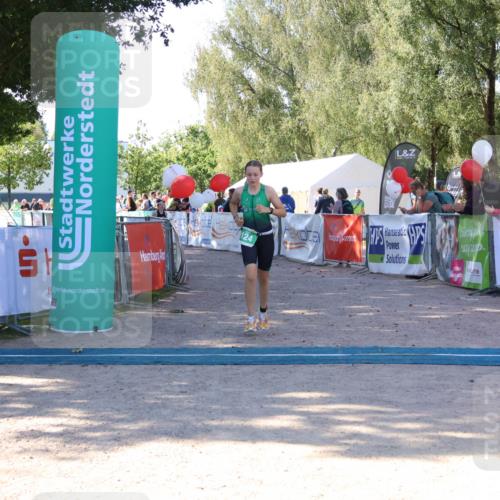 07.09.2025 - 19. Norderstedt Triathlon Zöllner http://msf.ph/oto/8774512 07.09.2025 11:03:02 Ziel 56, 66, 124 meine-sportfotos.de