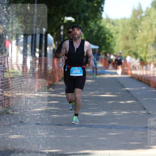 07.09.2025 - 19. Norderstedt Triathlon Michael Strokosch http://msf.ph/oto/8774516 07.09.2025 15:42:40 Laufen 395, 439 meine-sportfotos.de