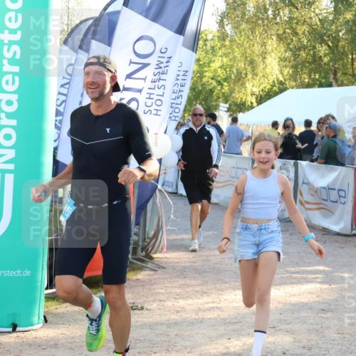 07.09.2025 - 19. Norderstedt Triathlon Zöllner http://msf.ph/oto/8774532 07.09.2025 16:57:52 Ziel 1415 meine-sportfotos.de