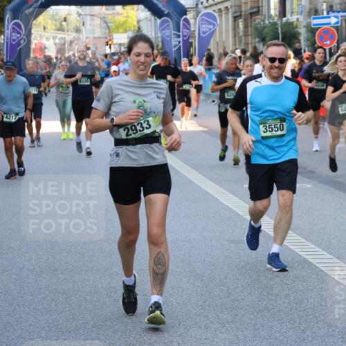 07.09.2025 - BARMER Alsterlauf Strokosch-Dieckow http://msf.ph/oto/8774546 07.09.2025 10:08:38 Ziel 2367, 2489, 3130, 3201, 3202, 3203, 3224, 3475, 3637, 3784, 3795, 3883, 3900, 4057, 4084, 4348, 4458, 4567, 4568, 4803, 4952, 5089, 5255, 5262, 5307, 5369, 5600, 5601, 5663, 5883, 6033, 6046, 6081, 6083, 6090, 6092, 6196, 6260, 8109, 8130 meine-sportfotos.de