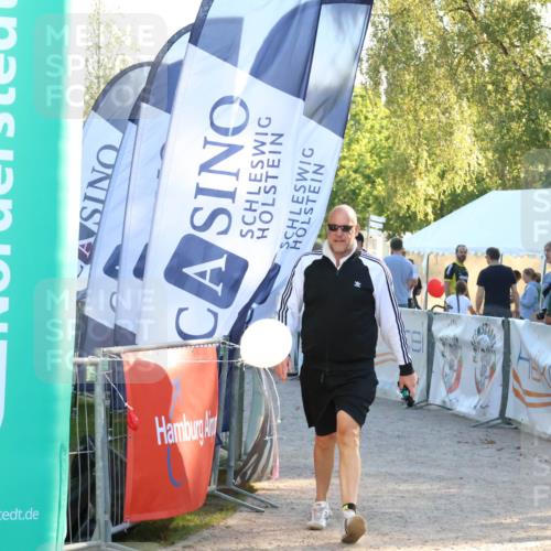 07.09.2025 - 19. Norderstedt Triathlon Zöllner http://msf.ph/oto/8774572 07.09.2025 16:57:54 Ziel 1415, 1516 meine-sportfotos.de