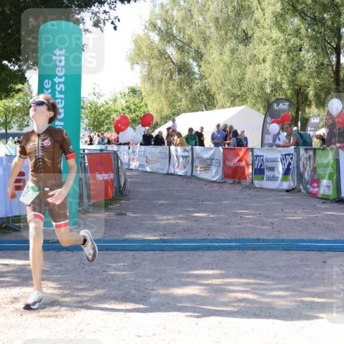 07.09.2025 - 19. Norderstedt Triathlon Zöllner http://msf.ph/oto/8774594 07.09.2025 11:03:46 Ziel 79 meine-sportfotos.de