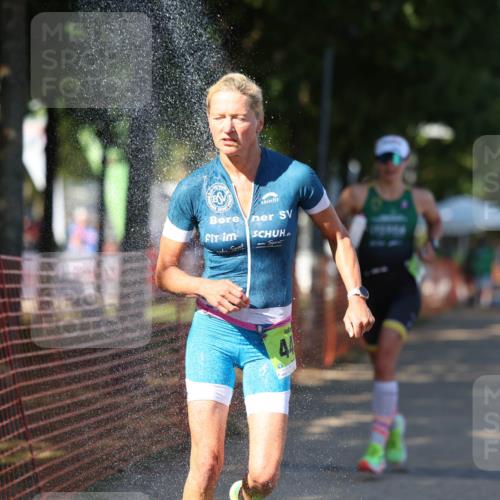 07.09.2025 - 19. Norderstedt Triathlon Michael Strokosch http://msf.ph/oto/8774602 07.09.2025 15:42:52 Laufen 443, 1503, 1506 meine-sportfotos.de