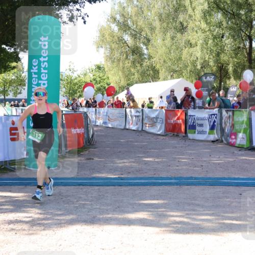07.09.2025 - 19. Norderstedt Triathlon Zöllner http://msf.ph/oto/8774616 07.09.2025 11:03:54 Ziel 63, 113 meine-sportfotos.de