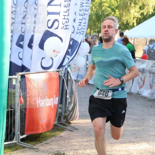 07.09.2025 - 19. Norderstedt Triathlon Zöllner http://msf.ph/oto/8774638 07.09.2025 16:58:06 Ziel 946 meine-sportfotos.de