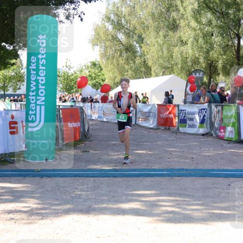 07.09.2025 - 19. Norderstedt Triathlon Zöllner http://msf.ph/oto/8774641 07.09.2025 11:03:59 Ziel 63, 113 meine-sportfotos.de