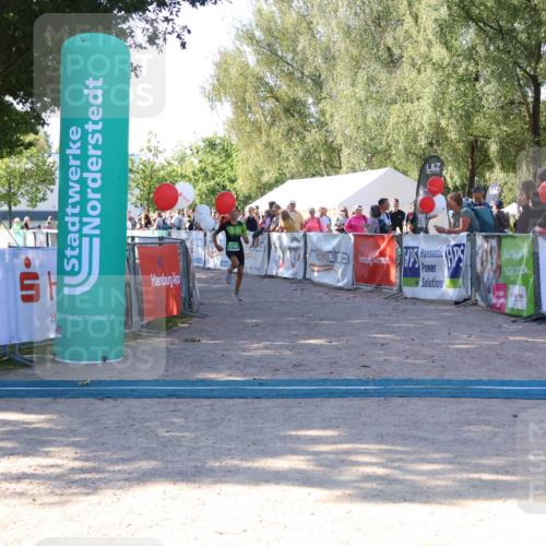 07.09.2025 - 19. Norderstedt Triathlon Zöllner http://msf.ph/oto/8774709 07.09.2025 11:04:56 Ziel 110 meine-sportfotos.de