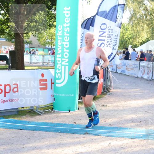 07.09.2025 - 19. Norderstedt Triathlon Zöllner http://msf.ph/oto/8774710 07.09.2025 16:58:35 Ziel 956 meine-sportfotos.de