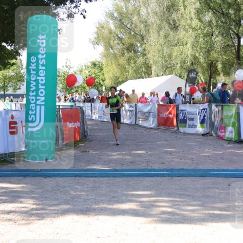 07.09.2025 - 19. Norderstedt Triathlon Zöllner http://msf.ph/oto/8774731 07.09.2025 11:04:57 Ziel 110, 650 meine-sportfotos.de