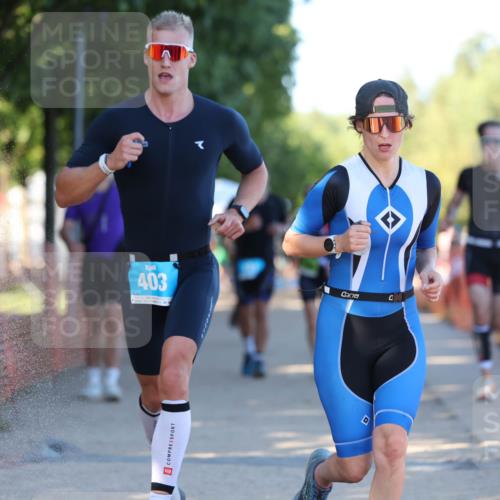 07.09.2025 - 19. Norderstedt Triathlon Michael Strokosch http://msf.ph/oto/8774765 07.09.2025 16:41:46 Laufen 401, 885, 939, 1057, 1100, 1545 meine-sportfotos.de
