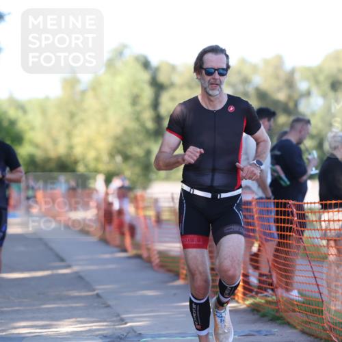 07.09.2025 - 19. Norderstedt Triathlon Michael Strokosch http://msf.ph/oto/8774775 07.09.2025 16:41:48 Laufen 401, 885, 939, 1057, 1100, 1482, 1545 meine-sportfotos.de