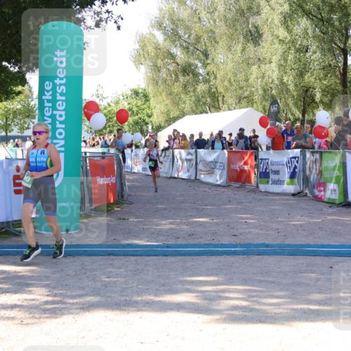 07.09.2025 - 19. Norderstedt Triathlon Zöllner http://msf.ph/oto/8774807 07.09.2025 11:05:10 Ziel 80, 100, 641 meine-sportfotos.de