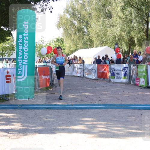 07.09.2025 - 19. Norderstedt Triathlon Zöllner http://msf.ph/oto/8774840 07.09.2025 11:05:14 Ziel 80, 100, 641 meine-sportfotos.de