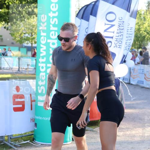 07.09.2025 - 19. Norderstedt Triathlon Zöllner http://msf.ph/oto/8774843 07.09.2025 16:58:57 Ziel 951 meine-sportfotos.de