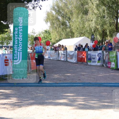 07.09.2025 - 19. Norderstedt Triathlon Zöllner http://msf.ph/oto/8774848 07.09.2025 11:05:14 Ziel 80, 100, 641 meine-sportfotos.de