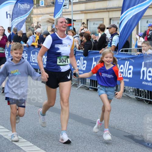 07.09.2025 - BARMER Alsterlauf Strokosch-Dieckow http://msf.ph/oto/8774851 07.09.2025 10:08:27 Ziel 2367, 2479, 2480, 2591, 2648, 2654, 2657, 3130, 3202, 3203, 3224, 3637, 3784, 3883, 3900, 4057, 4084, 4332, 4778, 5089, 5244, 5251, 5272, 5369, 5536, 5600, 5601, 5651, 5746, 6033, 6046, 6090, 6092, 8187, 8237 meine-sportfotos.de