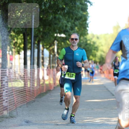 07.09.2025 - 19. Norderstedt Triathlon Michael Strokosch http://msf.ph/oto/8774857 07.09.2025 16:42:02 Laufen 381, 437, 532, 1612 meine-sportfotos.de