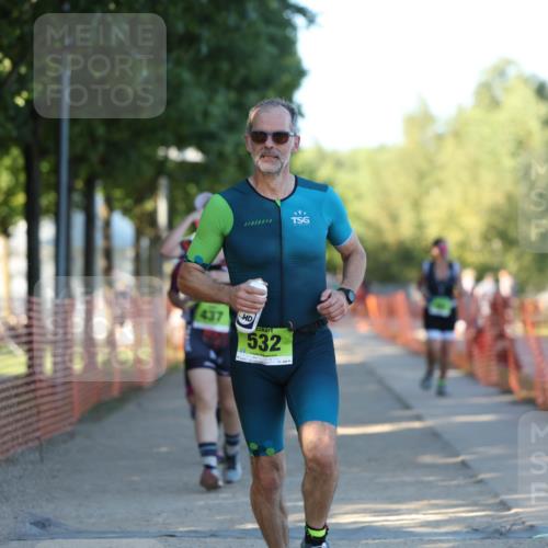 07.09.2025 - 19. Norderstedt Triathlon Michael Strokosch http://msf.ph/oto/8774873 07.09.2025 16:42:03 Laufen 381, 437, 461, 532, 1612 meine-sportfotos.de