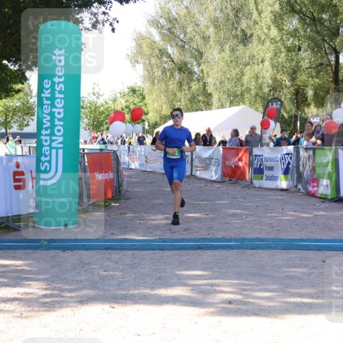 07.09.2025 - 19. Norderstedt Triathlon Zöllner http://msf.ph/oto/8774905 07.09.2025 11:05:57 Ziel 665 meine-sportfotos.de