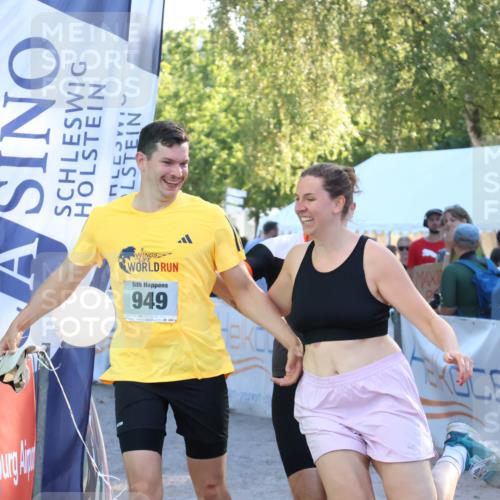 07.09.2025 - 19. Norderstedt Triathlon Zöllner http://msf.ph/oto/8774927 07.09.2025 16:59:12 Ziel 949 meine-sportfotos.de