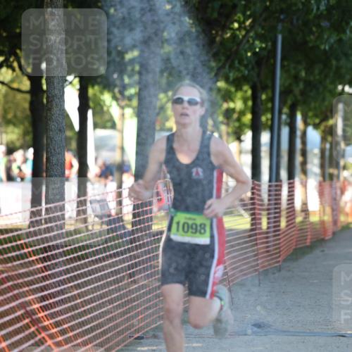 07.09.2025 - 19. Norderstedt Triathlon Michael Strokosch http://msf.ph/oto/8774935 07.09.2025 16:42:13 Laufen 461, 1056, 1098 meine-sportfotos.de
