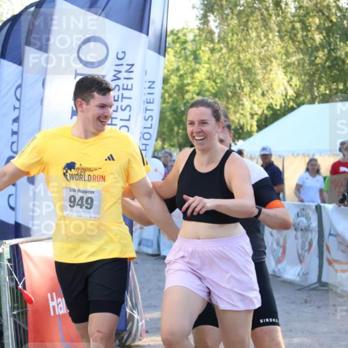 07.09.2025 - 19. Norderstedt Triathlon Zöllner http://msf.ph/oto/8774941 07.09.2025 16:59:13 Ziel 949 meine-sportfotos.de