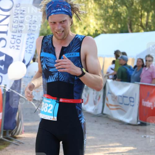 07.09.2025 - 19. Norderstedt Triathlon Zöllner http://msf.ph/oto/8774988 07.09.2025 16:59:28 Ziel 882 meine-sportfotos.de