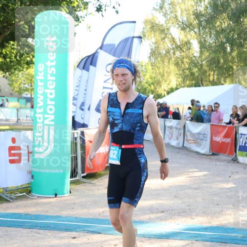 07.09.2025 - 19. Norderstedt Triathlon Zöllner http://msf.ph/oto/8774996 07.09.2025 16:59:28 Ziel 882 meine-sportfotos.de