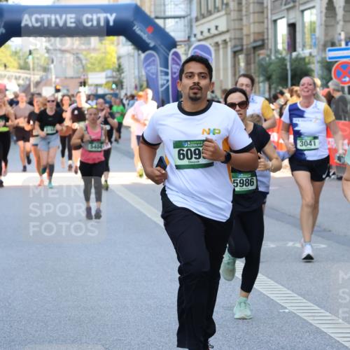 07.09.2025 - BARMER Alsterlauf Strokosch-Dieckow http://msf.ph/oto/8775027 07.09.2025 10:08:22 Ziel 2161, 2367, 2479, 2480, 2591, 2648, 2654, 2657, 2828, 3130, 3202, 3203, 3285, 3408, 3900, 3902, 4332, 4506, 4778, 5244, 5251, 5272, 5287, 5310, 5336, 5369, 5536, 5600, 5601, 5651, 5746, 6179, 8169, 8171, 8187, 8237, 8253 meine-sportfotos.de