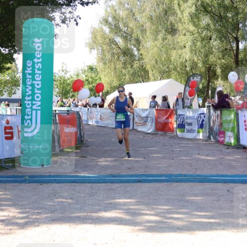 07.09.2025 - 19. Norderstedt Triathlon Zöllner http://msf.ph/oto/8775037 07.09.2025 11:08:55 Ziel 653 meine-sportfotos.de