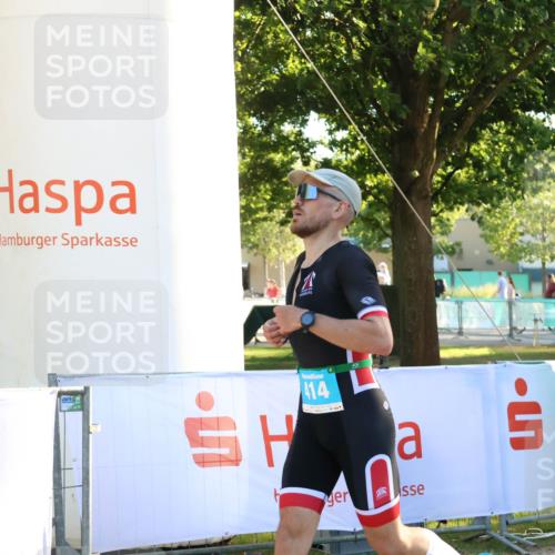 07.09.2025 - 19. Norderstedt Triathlon Zöllner http://msf.ph/oto/8775059 07.09.2025 16:59:50 Ziel 414, 1429 meine-sportfotos.de