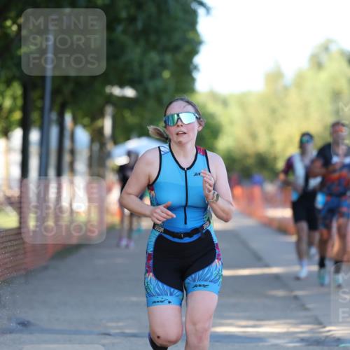 07.09.2025 - 19. Norderstedt Triathlon Michael Strokosch http://msf.ph/oto/8775079 07.09.2025 16:42:41 Laufen 412, 870, 873, 1049, 1075 meine-sportfotos.de