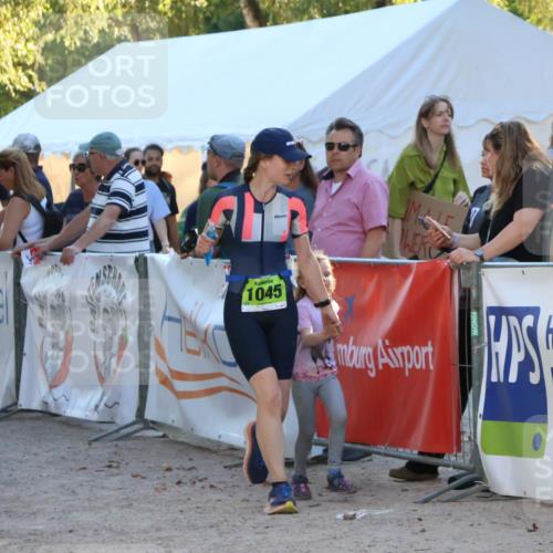 07.09.2025 - 19. Norderstedt Triathlon Zöllner http://msf.ph/oto/8775092 07.09.2025 16:59:54 Ziel 414, 1045 meine-sportfotos.de
