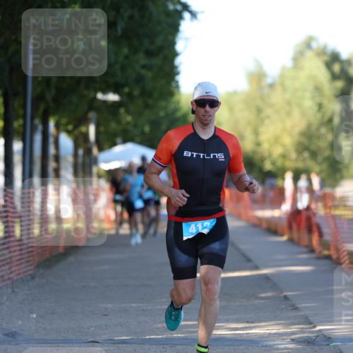 07.09.2025 - 19. Norderstedt Triathlon Michael Strokosch http://msf.ph/oto/8775148 07.09.2025 16:42:49 Laufen 412, 1049 meine-sportfotos.de