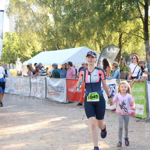 07.09.2025 - 19. Norderstedt Triathlon Zöllner http://msf.ph/oto/8775156 07.09.2025 16:59:57 Ziel 1045, 1568 meine-sportfotos.de