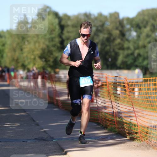 07.09.2025 - 19. Norderstedt Triathlon Michael Strokosch http://msf.ph/oto/8775211 07.09.2025 15:44:22 Laufen 379, 410, 1022 meine-sportfotos.de