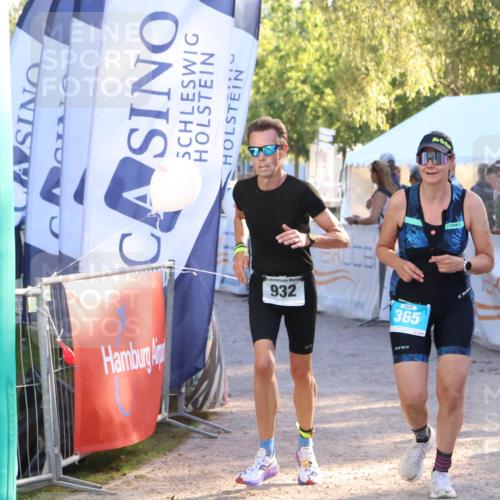07.09.2025 - 19. Norderstedt Triathlon Zöllner http://msf.ph/oto/8775259 07.09.2025 17:00:06 Ziel 365, 932, 1568 meine-sportfotos.de