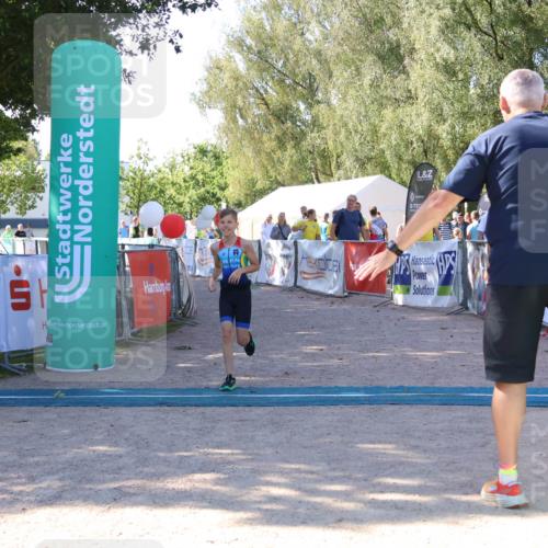 07.09.2025 - 19. Norderstedt Triathlon Zöllner http://msf.ph/oto/8775274 07.09.2025 11:15:41 Ziel 98 meine-sportfotos.de