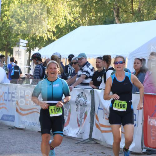 07.09.2025 - 19. Norderstedt Triathlon Zöllner http://msf.ph/oto/8775293 07.09.2025 17:00:27 Ziel 1101, 1106 meine-sportfotos.de