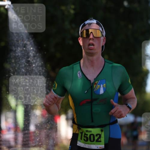 07.09.2025 - 19. Norderstedt Triathlon Michael Strokosch http://msf.ph/oto/8775294 07.09.2025 15:44:58 Laufen 1502 meine-sportfotos.de