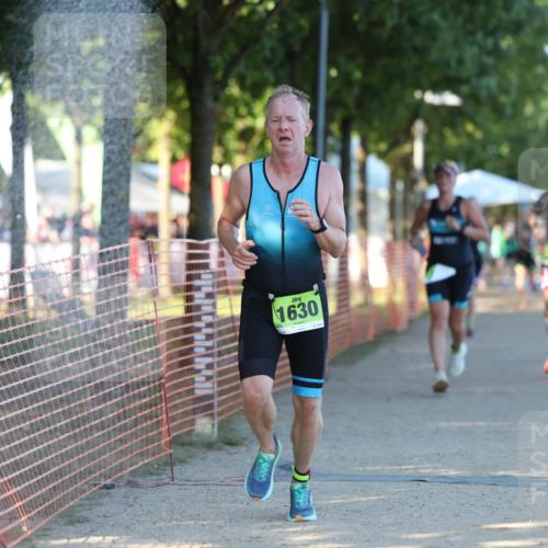 07.09.2025 - 19. Norderstedt Triathlon Michael Strokosch http://msf.ph/oto/8775326 07.09.2025 16:43:16 Laufen 1066, 1097, 1549, 1577, 1606, 1630 meine-sportfotos.de