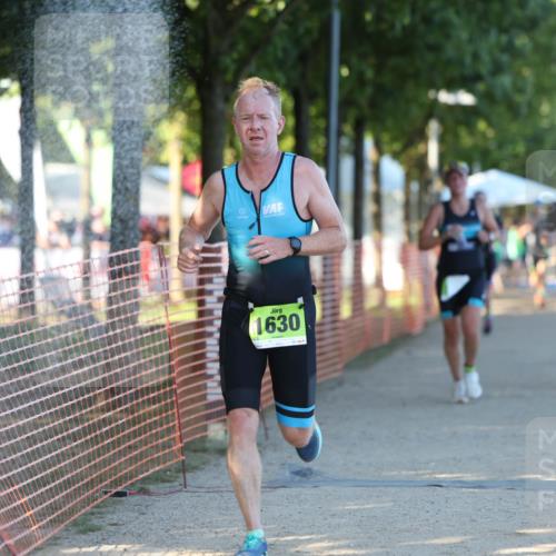 07.09.2025 - 19. Norderstedt Triathlon Michael Strokosch http://msf.ph/oto/8775329 07.09.2025 16:43:16 Laufen 1066, 1097, 1549, 1577, 1606, 1630 meine-sportfotos.de