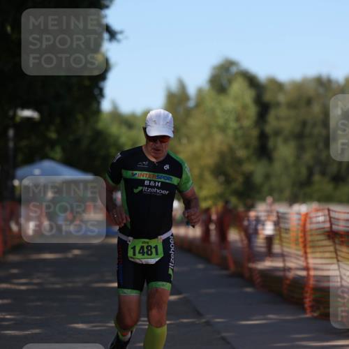 07.09.2025 - 19. Norderstedt Triathlon Michael Strokosch http://msf.ph/oto/8775338 07.09.2025 15:45:10 Laufen 1481 meine-sportfotos.de
