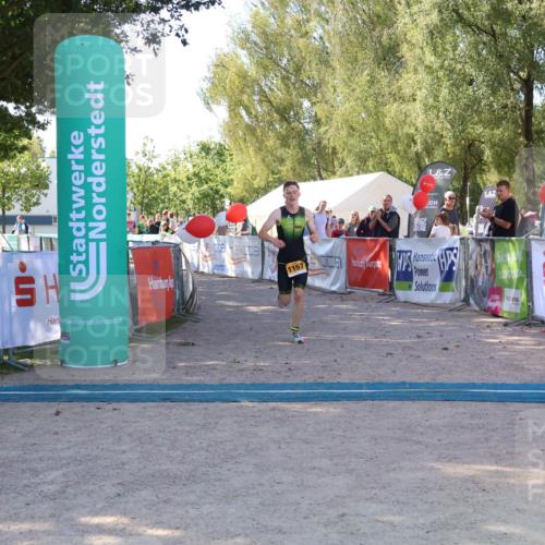 07.09.2025 - 19. Norderstedt Triathlon Zöllner http://msf.ph/oto/8775350 07.09.2025 11:43:58 Ziel 1157 meine-sportfotos.de