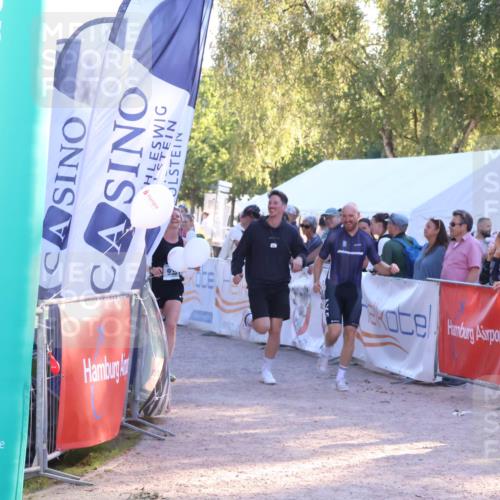 07.09.2025 - 19. Norderstedt Triathlon Zöllner http://msf.ph/oto/8775379 07.09.2025 17:00:37 Ziel 938, 1106 meine-sportfotos.de