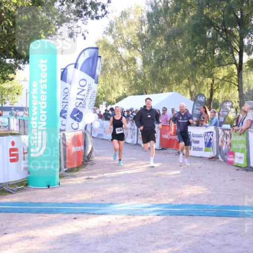07.09.2025 - 19. Norderstedt Triathlon Zöllner http://msf.ph/oto/8775402 07.09.2025 17:00:39 Ziel 938 meine-sportfotos.de