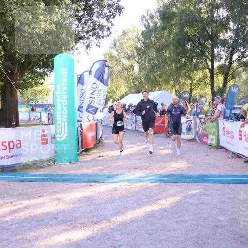 07.09.2025 - 19. Norderstedt Triathlon Zöllner http://msf.ph/oto/8775412 07.09.2025 17:00:39 Ziel 938 meine-sportfotos.de